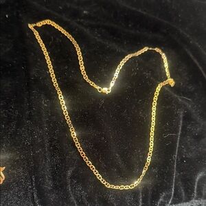 10 Kt gold Gucci Elegant Gold Chain Necklace New 🆕
